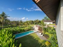 Villa Casabama II Panggung, Piscina y Jardín